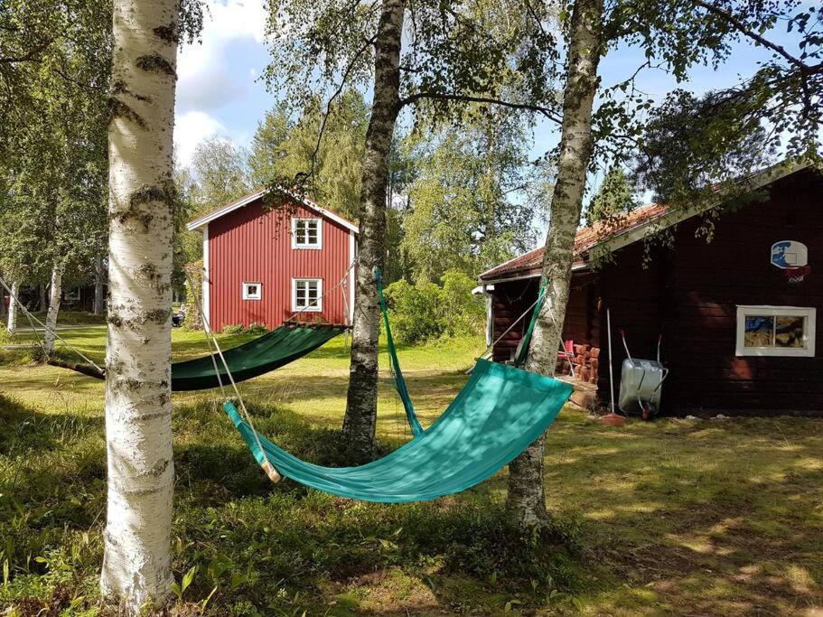 Charmig Gard Med Bastu, Strandtomt Och Utedusch I Naturskoent Omrade スベーグ エクステリア 写真